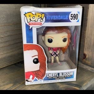 Funko Pop cheryl blossom #590 vinyl figurine